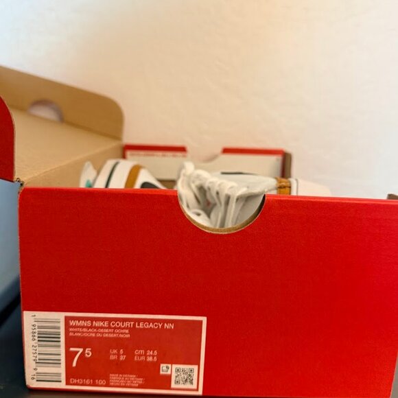 Nike Women's Court Legacy Next Nature Shoes - Picture 3 of 5